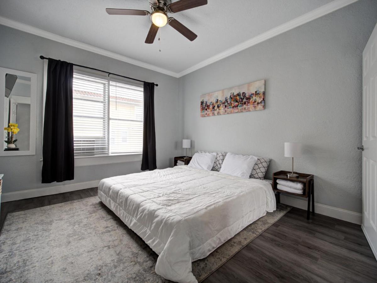 Modern Westshore Apartment 탬파 외부 사진