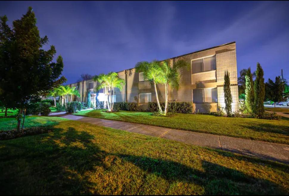 Modern Westshore Apartment 탬파 외부 사진